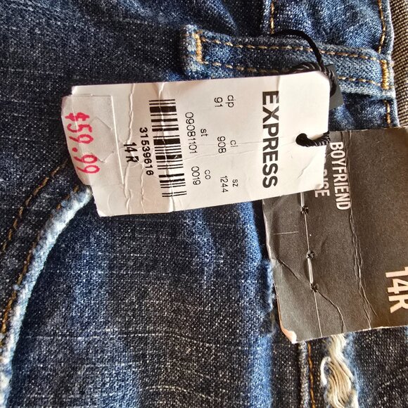 New with Tags Express Distressed Jeans Size 14 Regular Cut Hemm Mid RIse - Picture 6 of 10